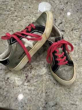 Vintage Havana Glitter Star Sneakers with Pink Laces